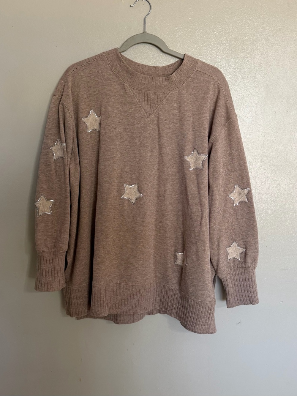 Maurice’s Star Appliqué Crewneck Sweater
